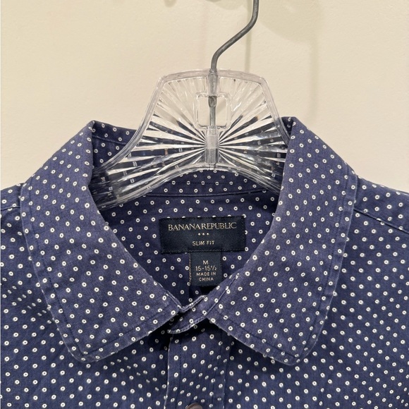 Banana Republic shirt - Picture 3 of 3